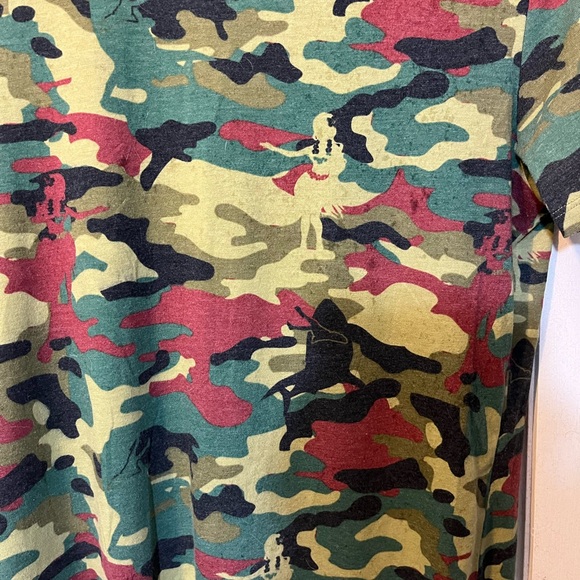 Mens Small Vneck Shortsleeved Tshirt by On The Bias camouflage Hula Girls - Picture 2 of 4